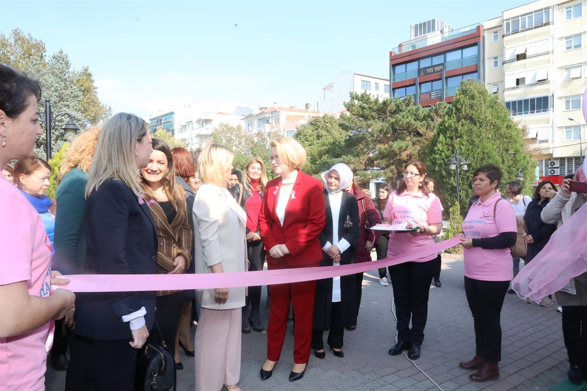 Pembe Prenses mobil kanser tarama tırı Kırklareli'de